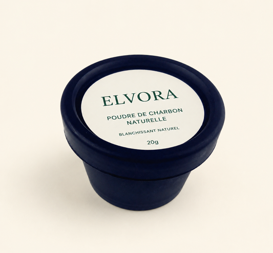 Poudre de charbon naturelle blanchissante